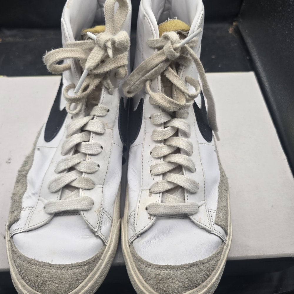 Nike White and Tan Sneakers